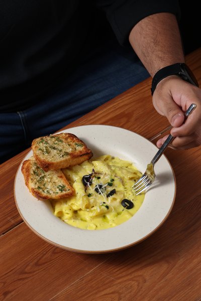Penne Creamy Cheddar Sauce